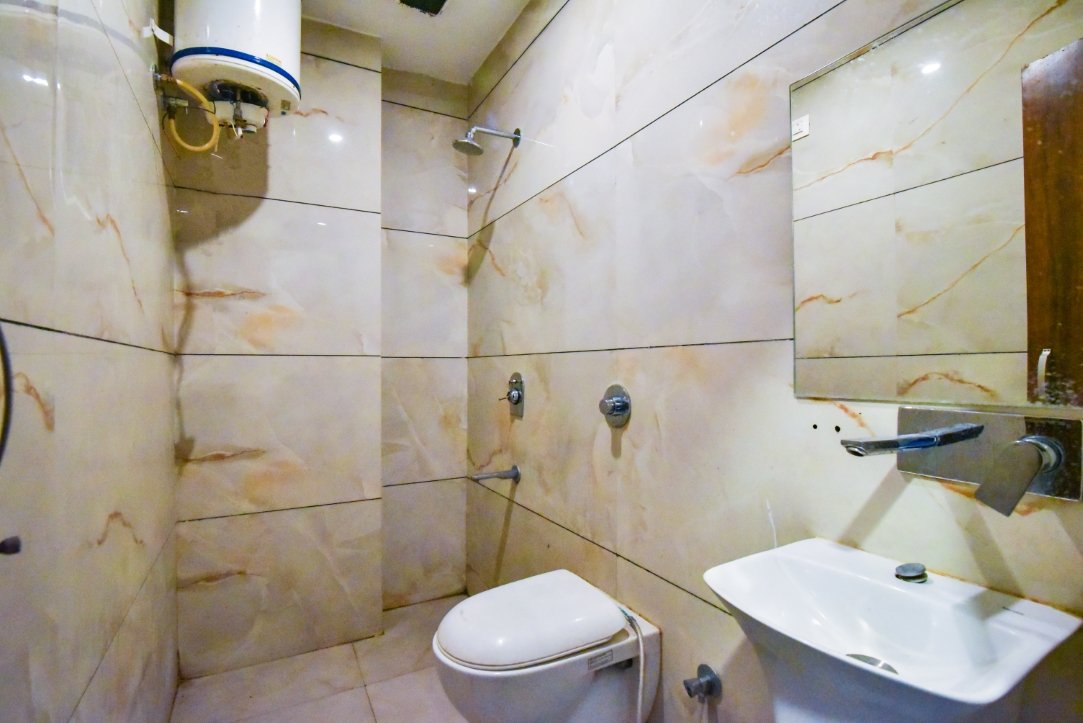 Super Deluxe Room Amenities – Hotel Woodz